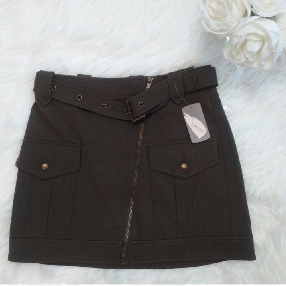 FOREVER21 olive moto skirt
